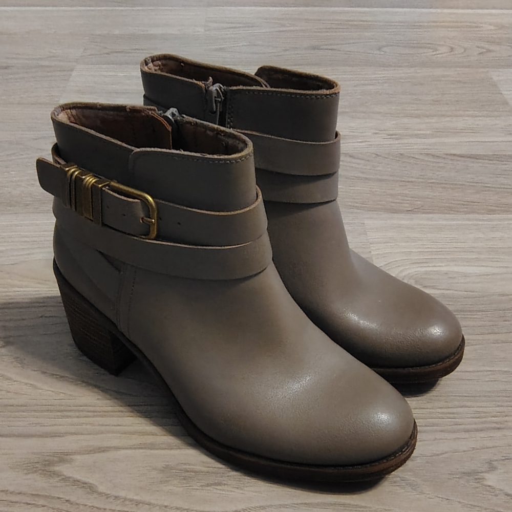 Lucky Brand Raisa Boots Women's Size 7.5M